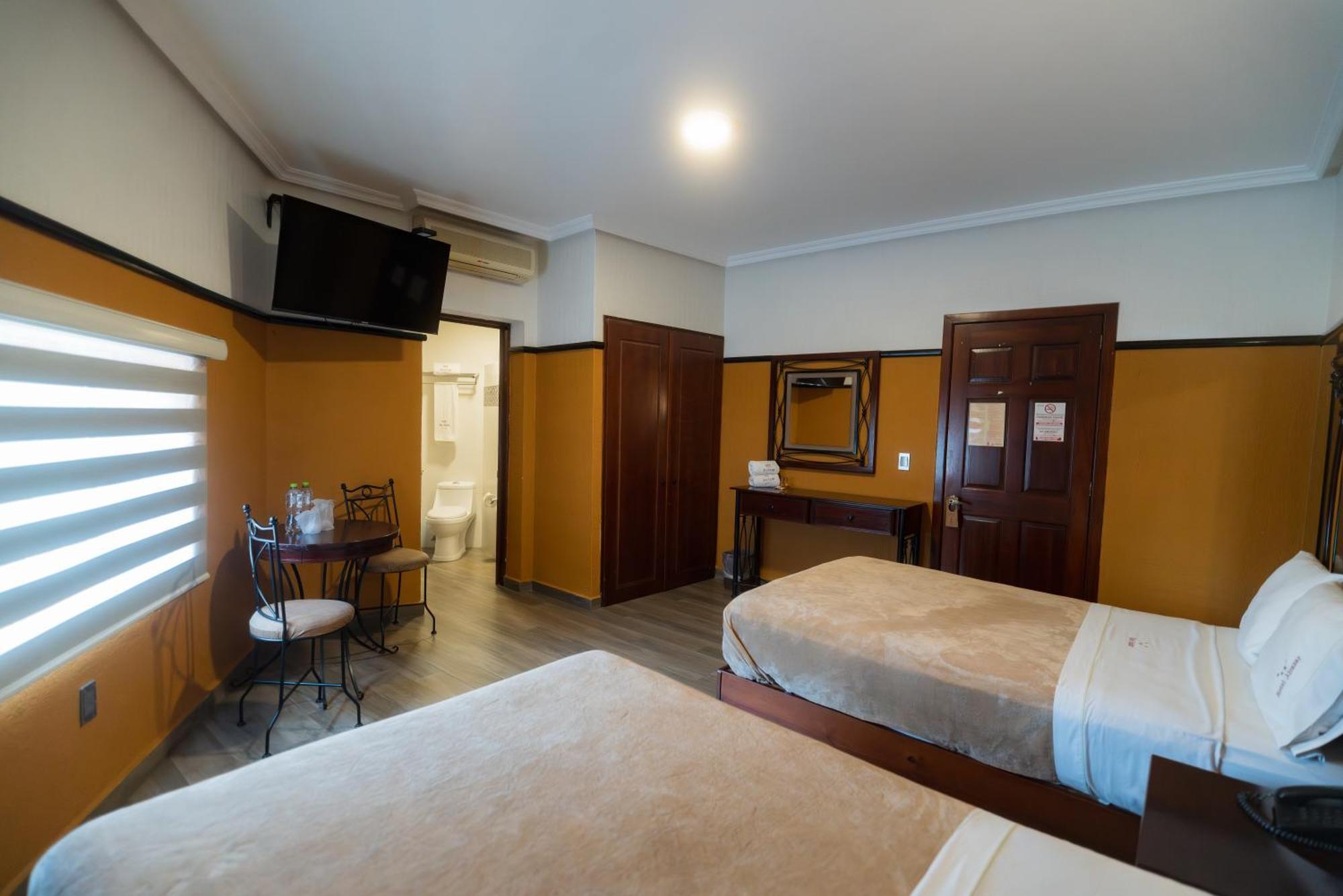 Hotel Alcazar - Guadalajara Centro Historico Экстерьер фото